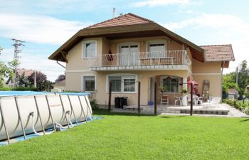 Pentaller (SZA341) Holiday Home