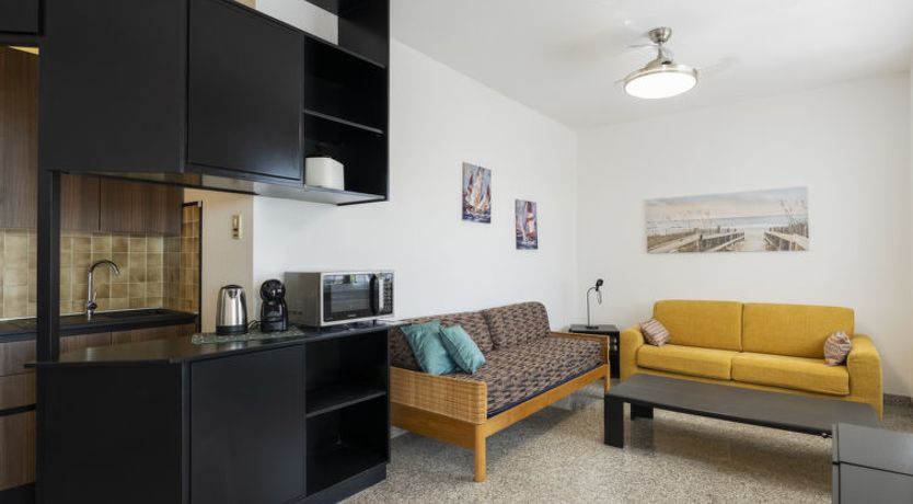 Photo of Twin facing the Sea Apartment 3