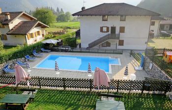 Superior Apartment 4 Holiday Home