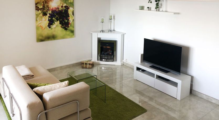 Photo of Residenza Monte Bré - Apt.002 Haus1