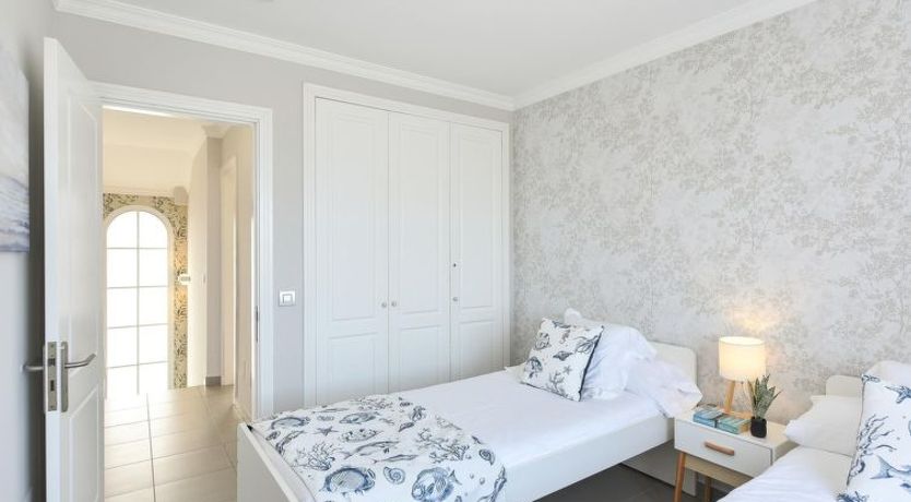 Photo of Chalet Santa Ana 24