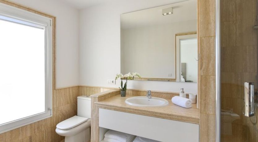 Photo of Chalet Santa Ana 19