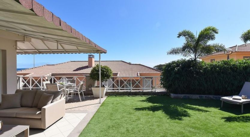 Photo of Chalet Santa Ana 19