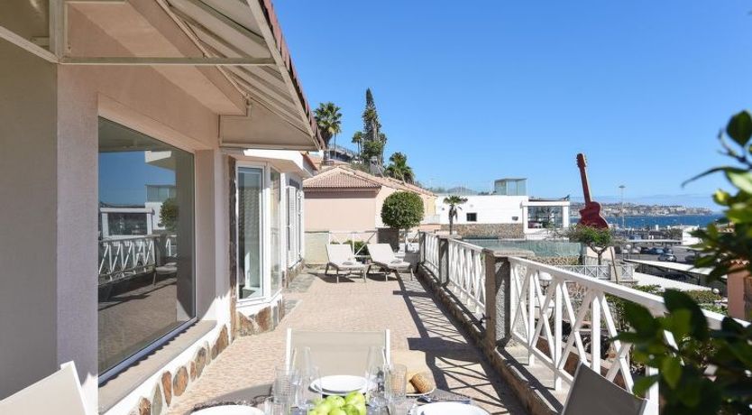 Photo of Chalet Santa Ana 19