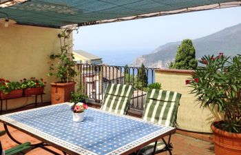 Bellavista Holiday Home