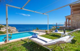 Photo of magrana-over-the-sea-private-pool