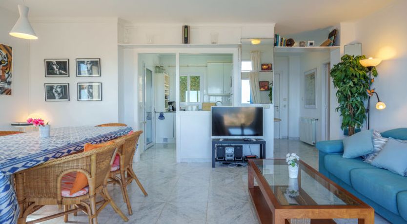 Photo of Magrana Over The Sea (Private Pool).