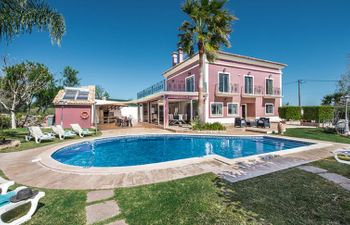 Quinta Valente Holiday Home