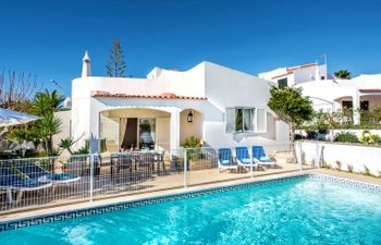 Albufeira Ocean Holiday Home