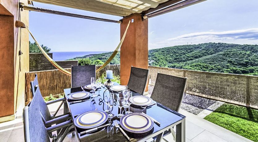 Photo of Jandalo Berria