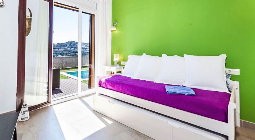 Photo of Jandalo Berria