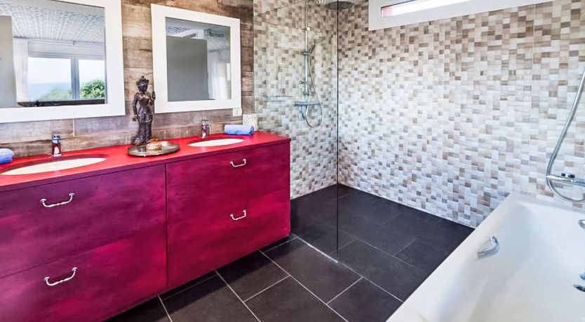 Photo of Jandalo Berria