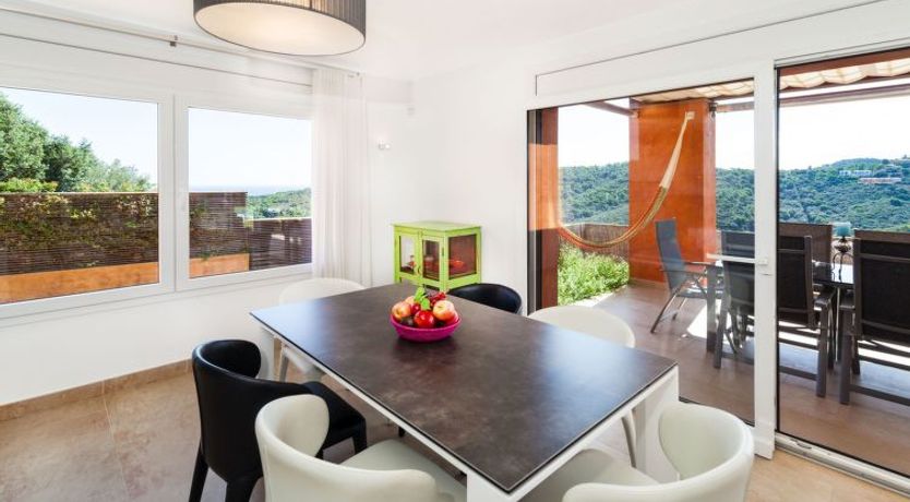 Photo of Jandalo Berria