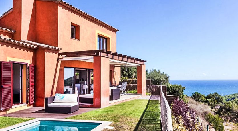 Photo of Jandalo Berria