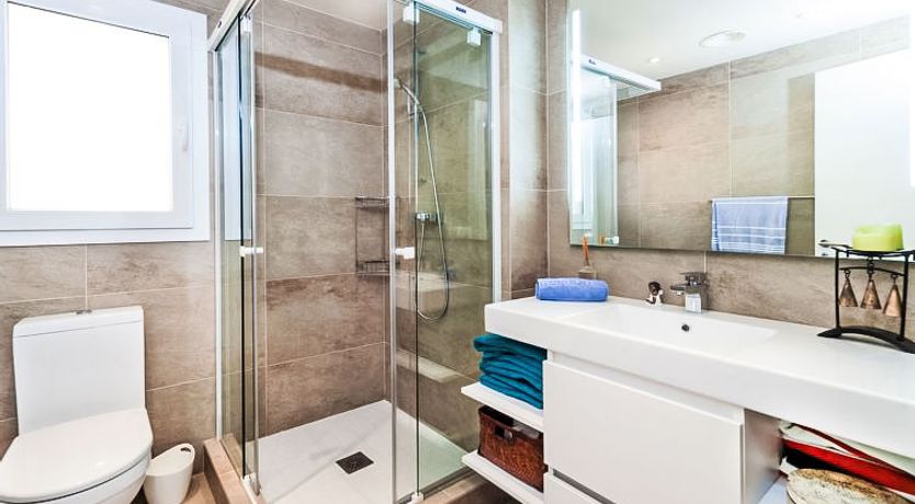 Photo of Jandalo Berria