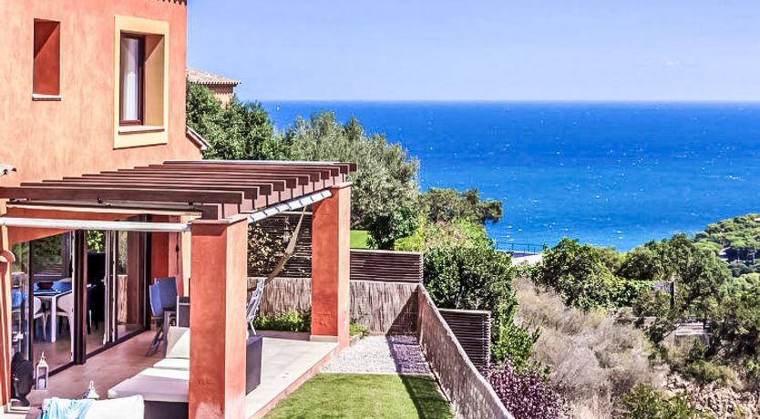 Photo of Jandalo Berria