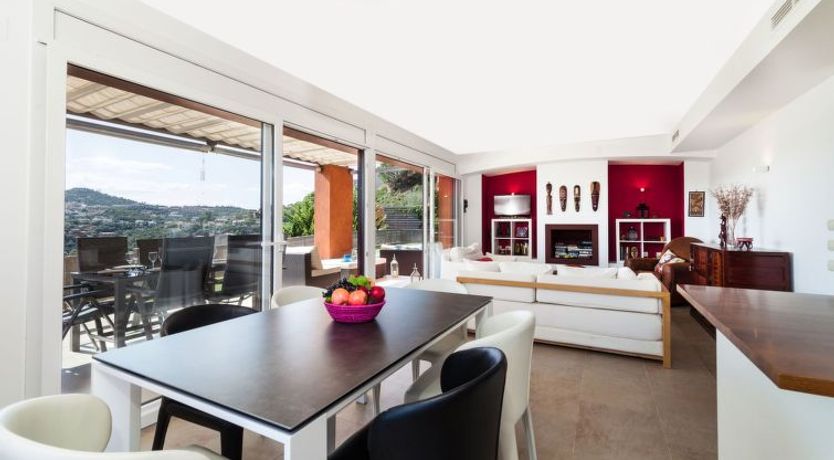 Photo of Jandalo Berria