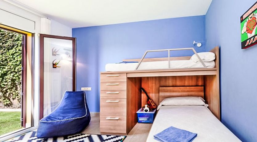 Photo of Jandalo Berria