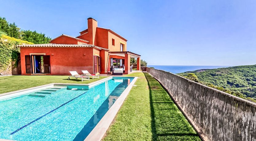 Photo of Jandalo Berria