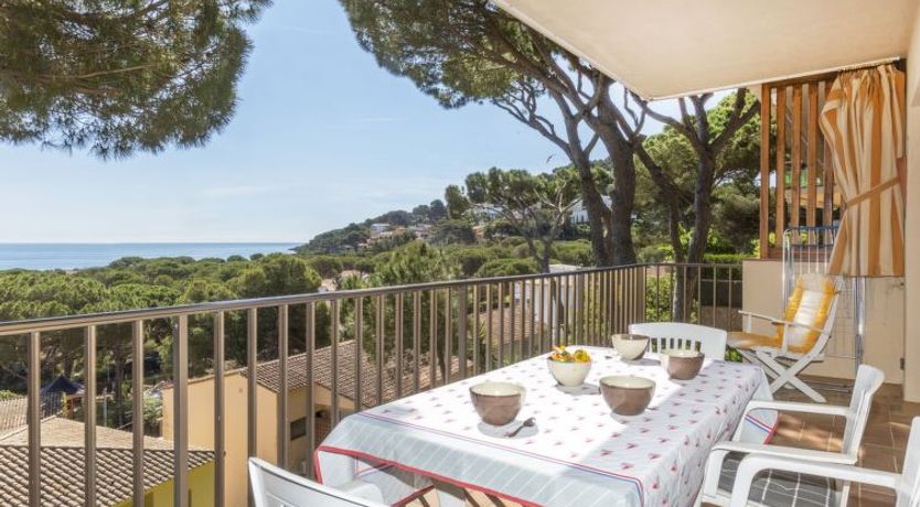 Photo of "Melis II M5 Playa de Pals" Apartment 6