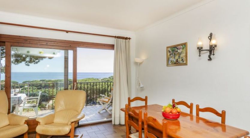 Photo of "Melis II M5 Playa de Pals" Apartment 6