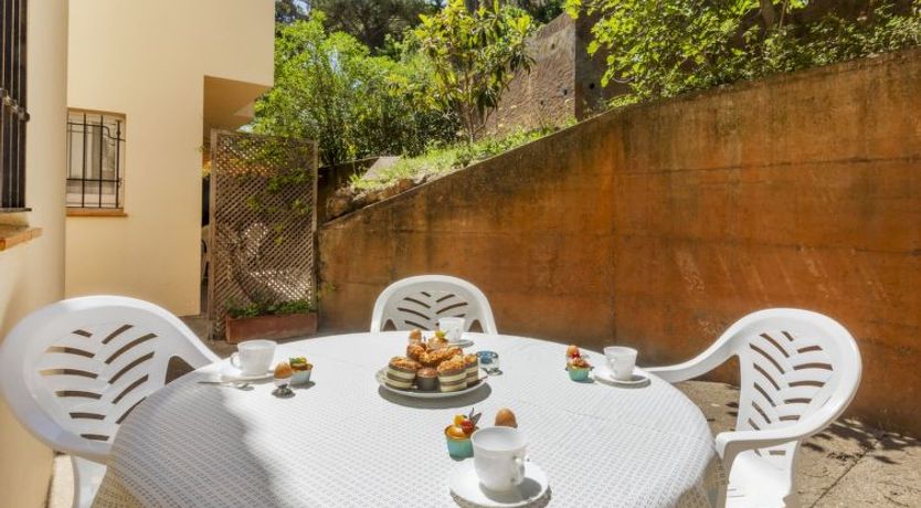 Photo of Melis III C3 Holiday Home 2