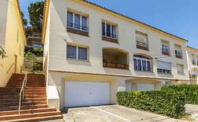 Photo of Melis III C3 Holiday Home 2