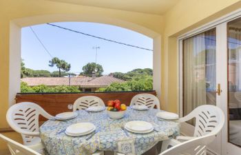 Melis III C3 Apartment 2 Holiday Home