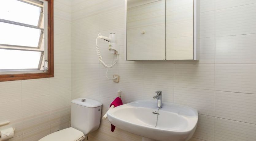 Photo of "Melis II M4 Playa de Pals" Apartment 8