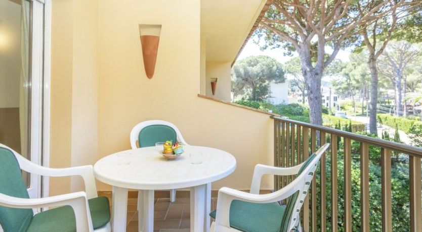 Photo of "Melis II M7 Playa de Pals" Apartment 7