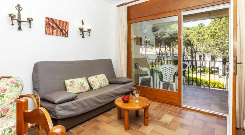 Photo of "Melis II M7 Playa de Pals" Apartment 7