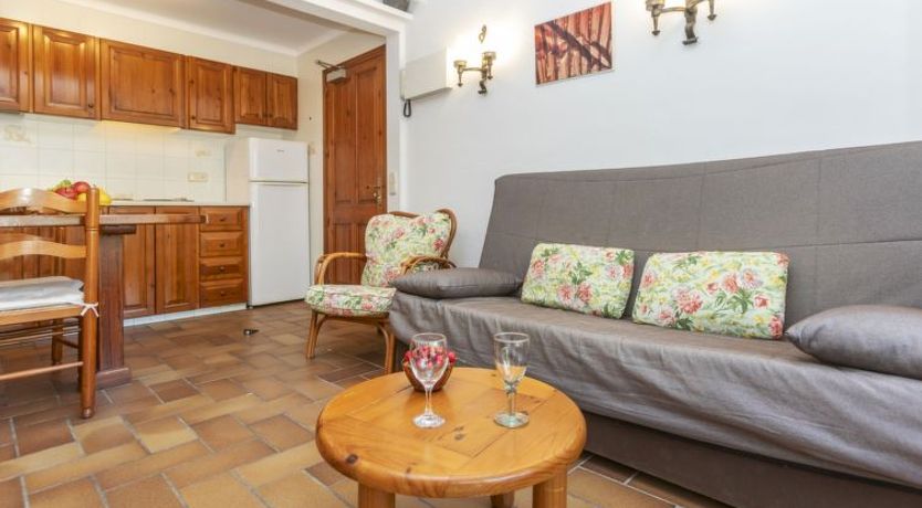 Photo of "Melis II M7 Playa de Pals" Apartment 7