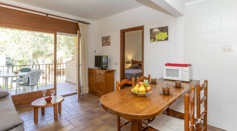 Photo of "Melis II M7 Playa de Pals" Apartment 7