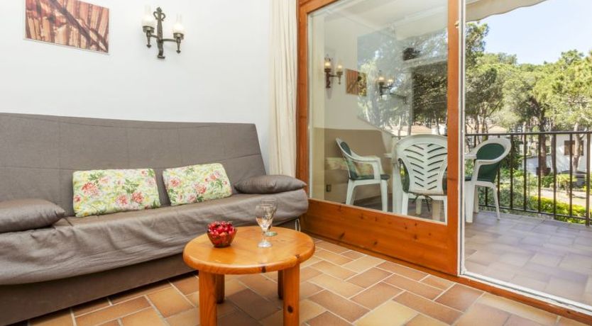 Photo of "Melis II M7 Playa de Pals" Apartment 7