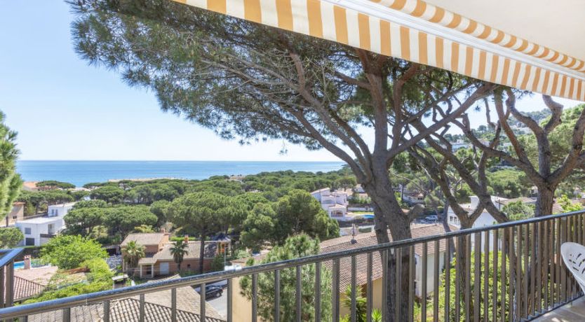 Photo of "Melis II M9 Playa de Pals" Apartment 3