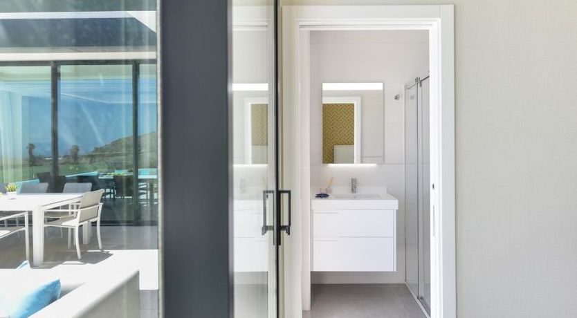 Photo of Sunset 12PAX