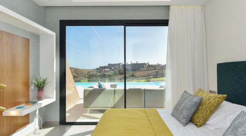 Photo of Sunset 12PAX