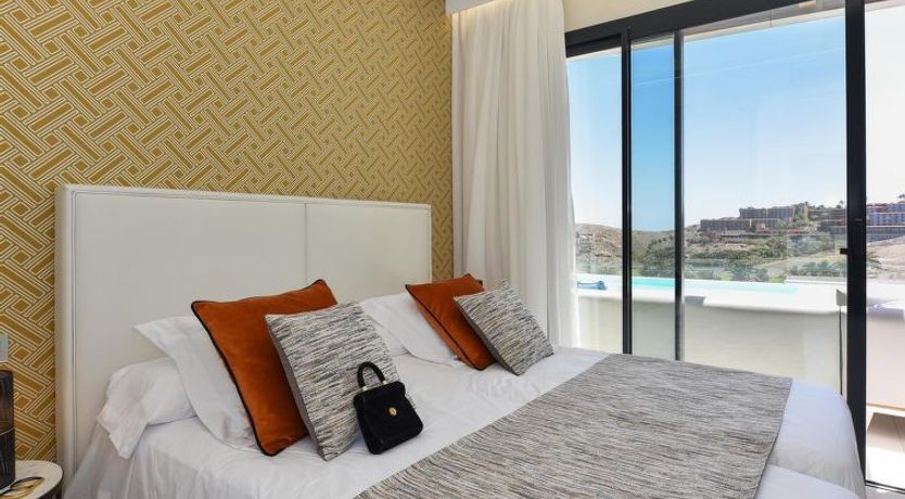 Photo of Sunset 12PAX