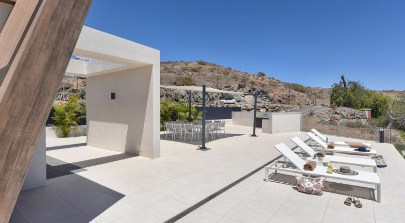 Photo of Sunset 12PAX