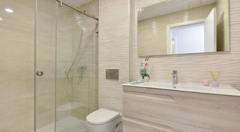 Photo of Sunset 12PAX