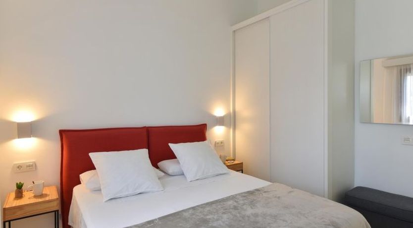 Photo of Santa Barbara