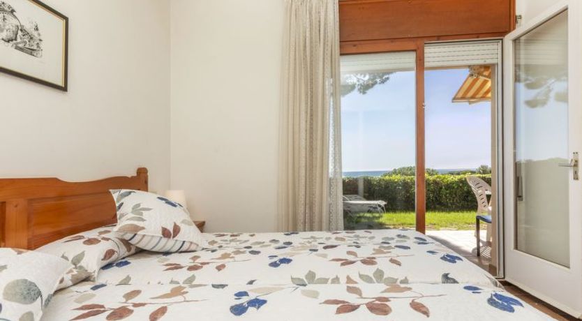 Photo of "Melis II M2 Playa de Pals" Apartment 4