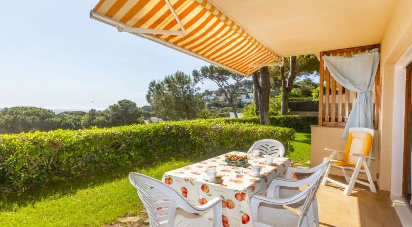 Photo of "Melis II M2 Playa de Pals" Apartment 4