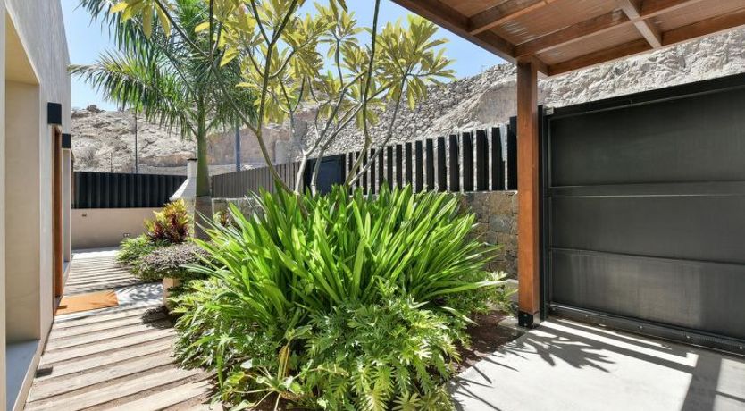 Photo of Almadies Tauro