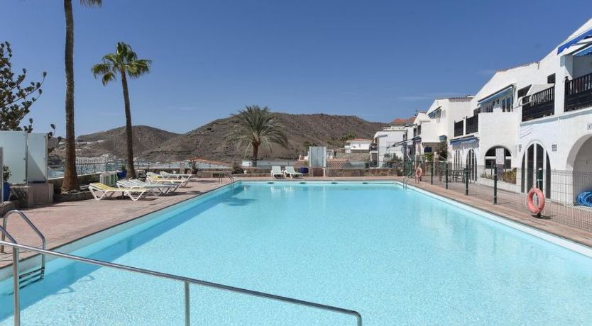 Photo of Los Canarios 630 - Adults Only