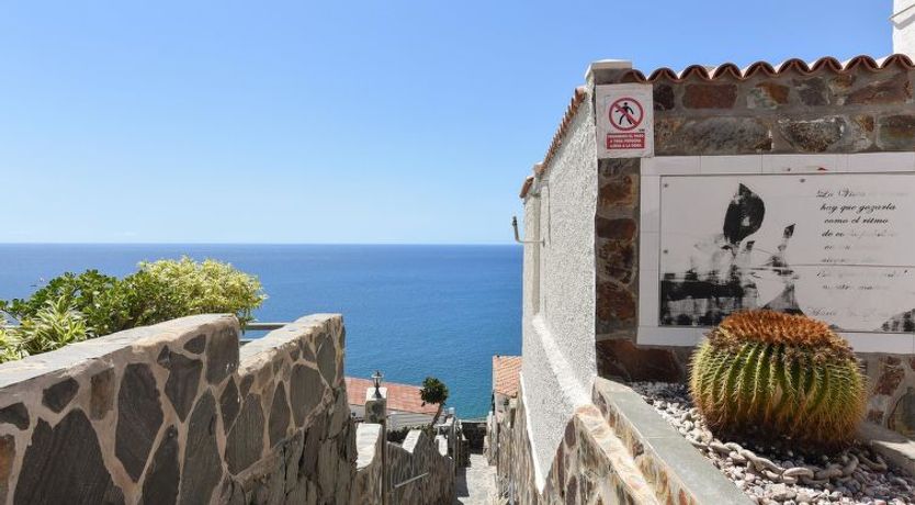 Photo of Los Canarios 630 - Adults Only