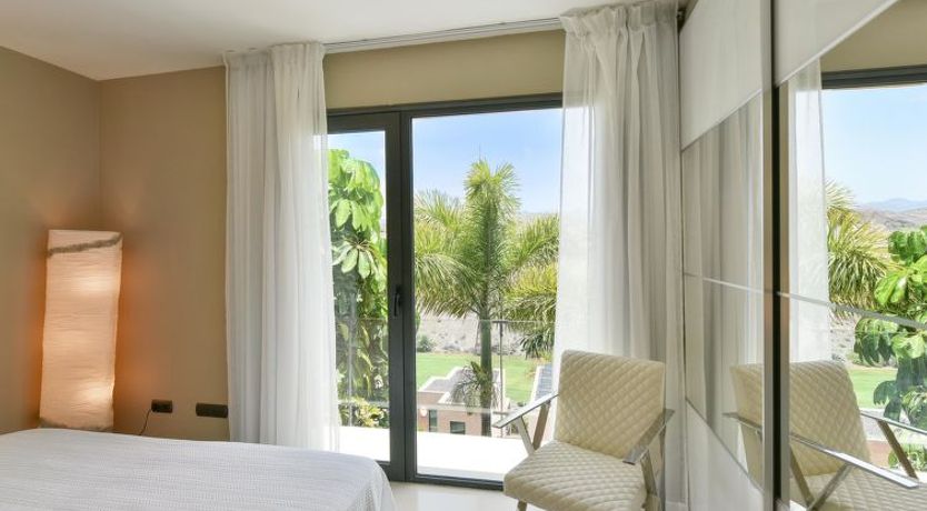 Photo of Los Lagos 31