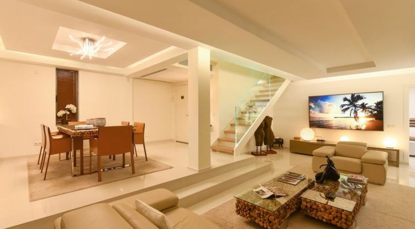 Photo of Los Lagos 31