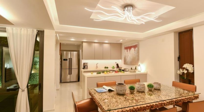 Photo of Los Lagos 31