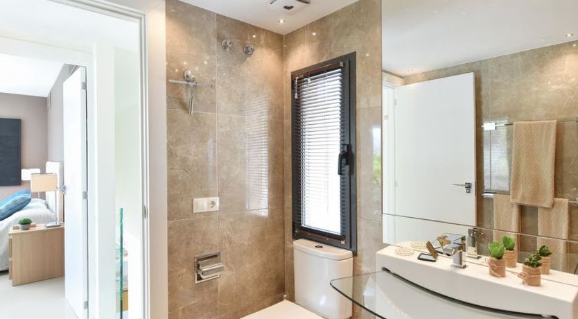 Photo of Los Lagos 31